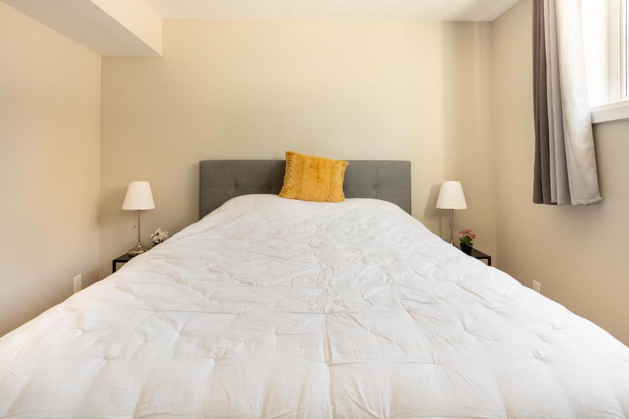 Entire 2 Bedroom Apartment Downtown - U1 Kitchener Eksteriør bilde